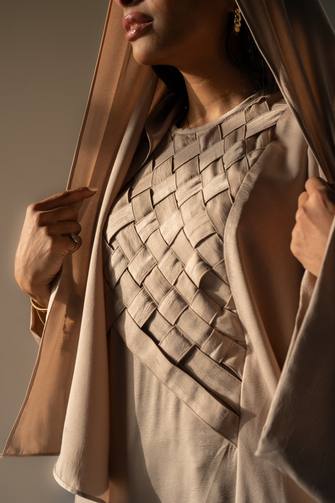 daree abaya Light beige